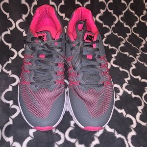 Nike relentless shoes!!!